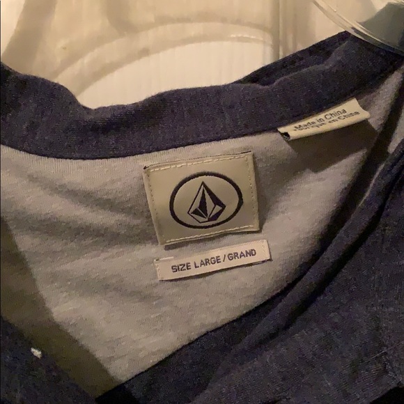 Volcom Polo - Picture 2 of 2